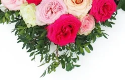 Cœur De Deuil Dans Les Camaïeux De Rose "Agora" -L’Agitateur Floral Boutique coeur de deuil dans les camaieux de rose agora 2