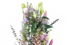 Composition De Deuil Pastel "Héra" 5 Composition De Deuil Pastel "Héra" -L’Agitateur Floral Boutique composition de deuil pastel hera 2