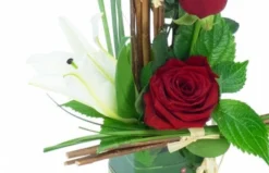 Composition De Roses & Lys Carla 5 Composition De Roses & Lys Carla -L’Agitateur Floral Boutique composition de roses lys carla 2