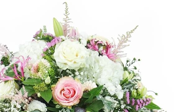 Coussin De Fleurs Piquées "Vénus" 4 Coussin De Fleurs Piquées "Vénus" – Image 4