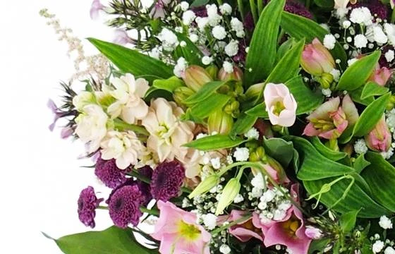 Gerbe De Fleurs à La Main "Aphrodite" 2 Gerbe De Fleurs à La Main "Aphrodite" – Image 2