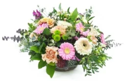 Panier De Fleurs Champêtre Roses Et Saumons "Artémis"