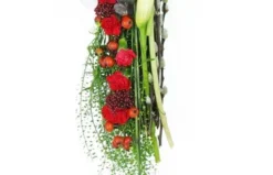 Petite Croix De Deuil Blanche & Rouge "Hercule" -L’Agitateur Floral Boutique petite croix de deuil blanche rouge hercule 2