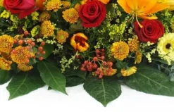 Raquette De Deuil Orange & Rouge "Hélios" 7 Raquette De Deuil Orange & Rouge "Hélios" -L’Agitateur Floral Boutique raquette de deuil orange rouge helios 3